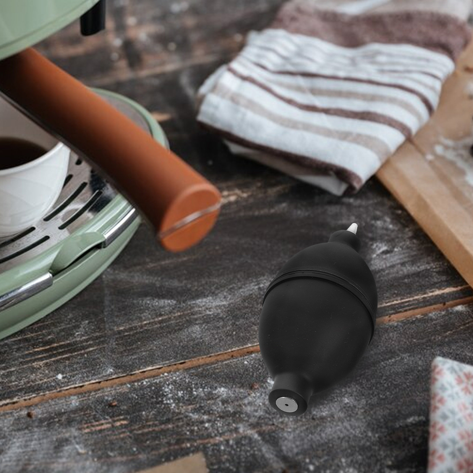 منفاخ هواء لتنظيف مطحنة القهوة - مراجعة Coffee Equipment And Tools وسعره